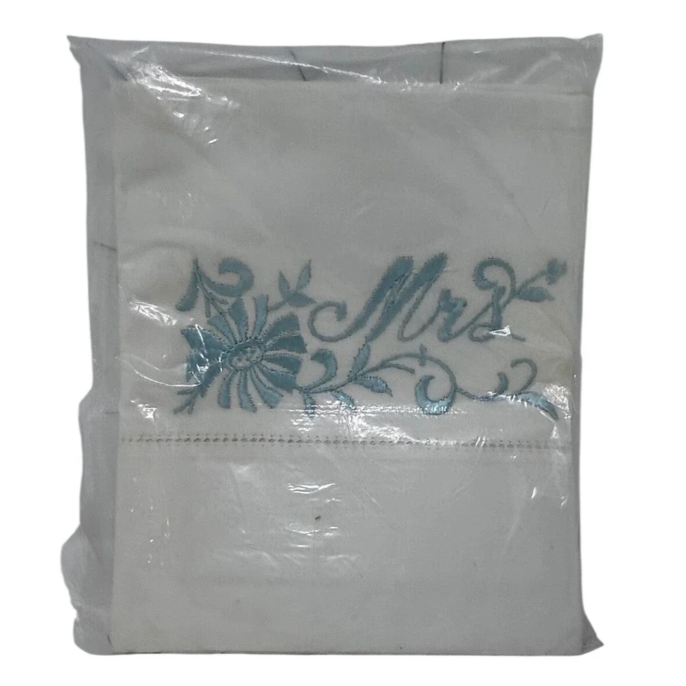 Vintage Stardust Mr‎ and Mrs Embroidered Pillowcases White Blue Set of 2 NOS
